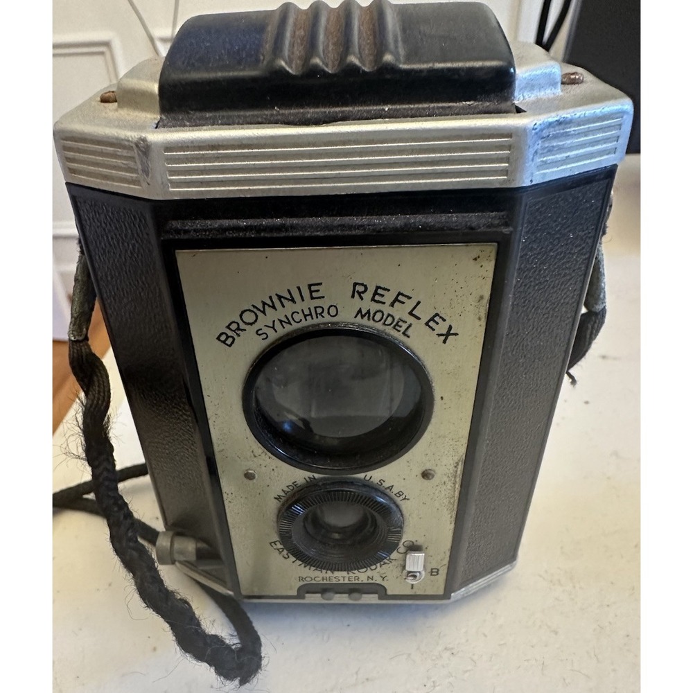 Kodak London Brownie Reflex TLR 127 Film Bakelite Box Camera With Case